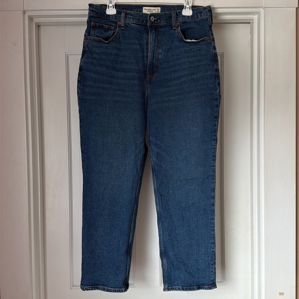 Abercrombie super high rise curve love ankle pant